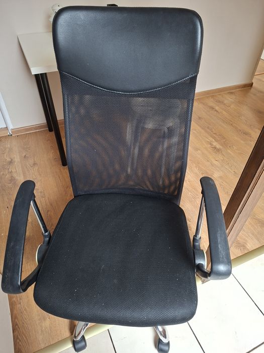 Krzesło biurowe używane