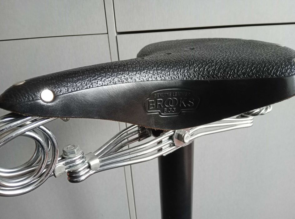 Selim Brooks B33