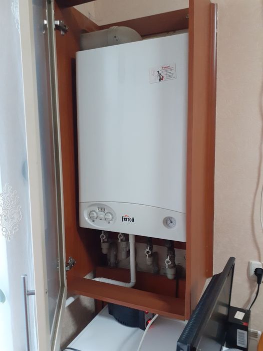 Продам 2х комн ЗАЗ.  55м2 \АВТОНОМКА\