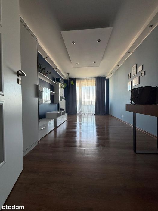 Mieszkanie 53 m². Dwa pokoje z widną kuchnią, balkon oraz garaż w cenie - Widok 2