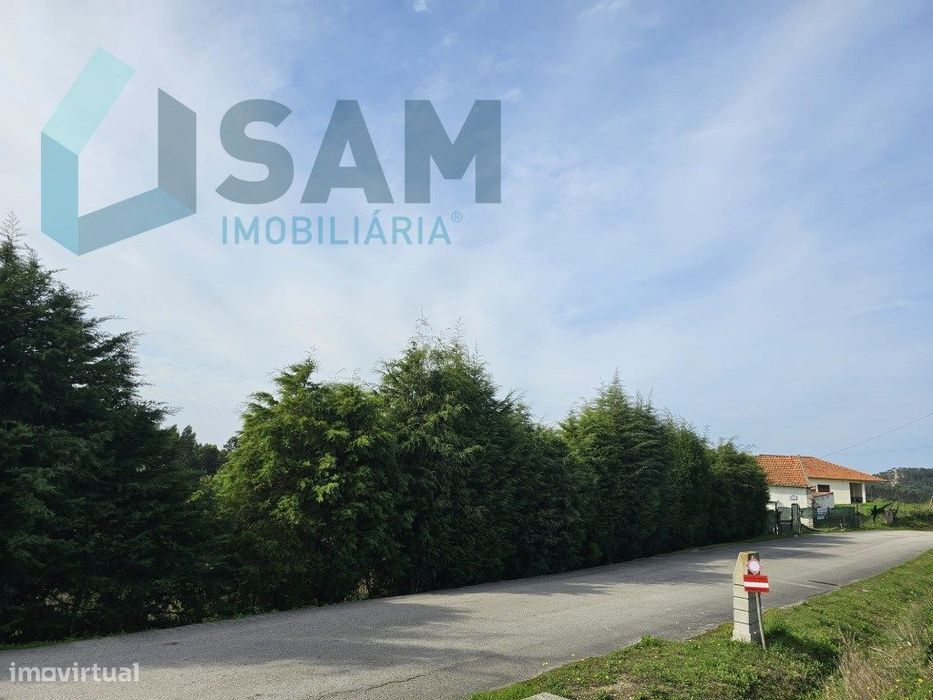 Terreno de 12.105 m2 com moradia Torres Vedras