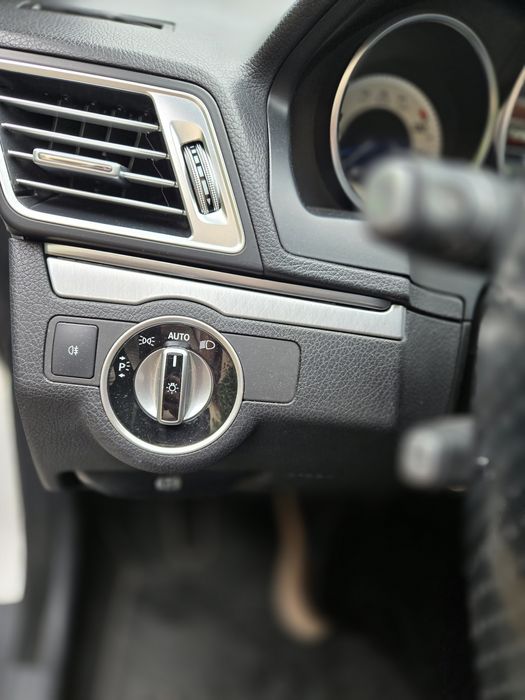 Mercedes-Benz E 250d Coupé (9G-Tronic)