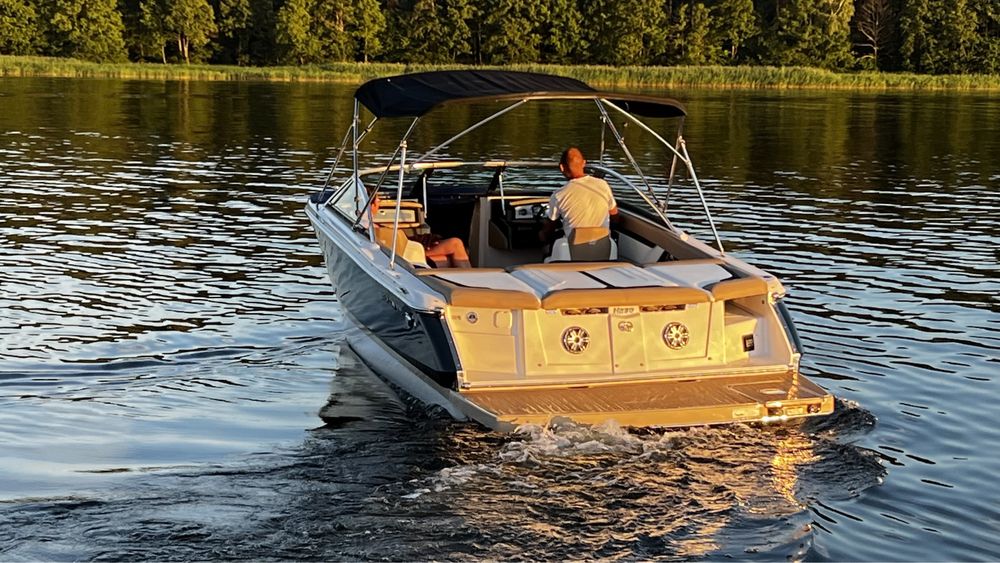 Four Winns: 230 H 189 godzin