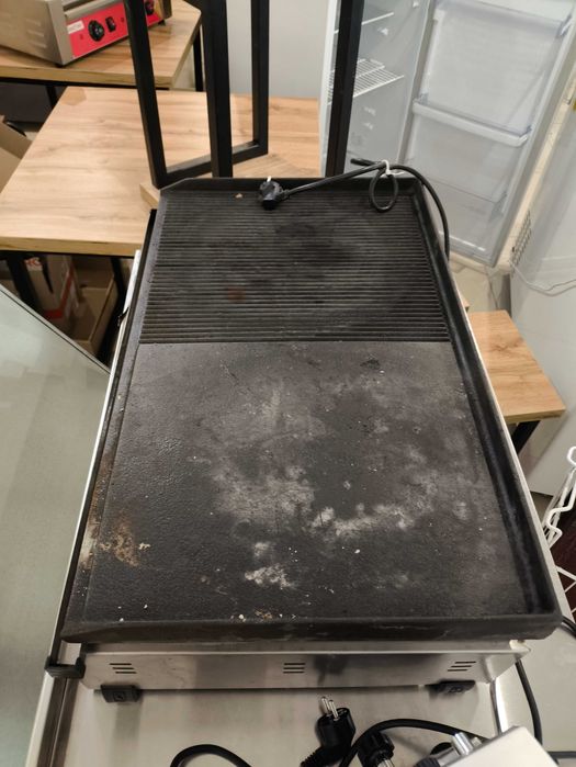 Поверхня для смаження Isiqqas Silver 2151. Комбінована