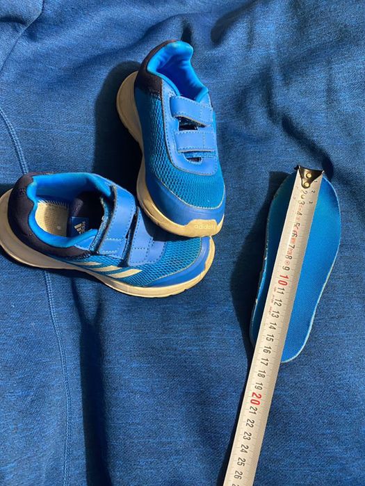 Продам Кросівки Addidas