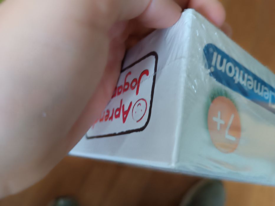 Enciclopédia interativa- no plástico