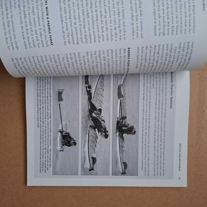 "Complete Sea Kayak Touring" de Jonathan Hanson