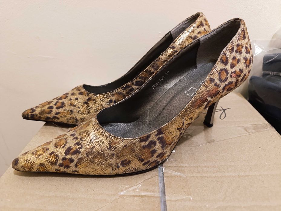 Туфлі леопардові 39 р
