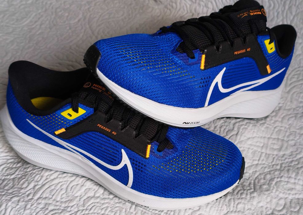 Кросівки нові 39- розмір Nike