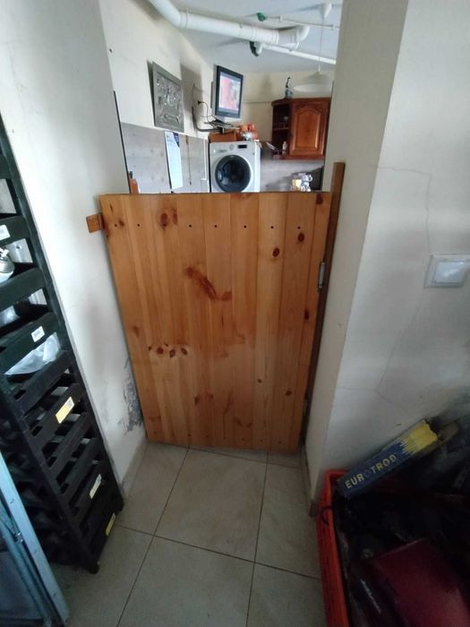 Porta basculante ( vai vem)