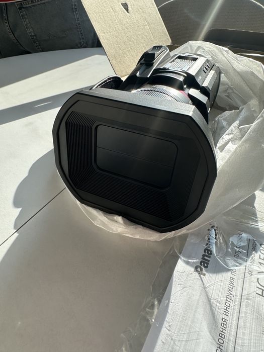 Терміновий продаж Цифрова відеокамера Panasonic 4K Flash HC-X2000