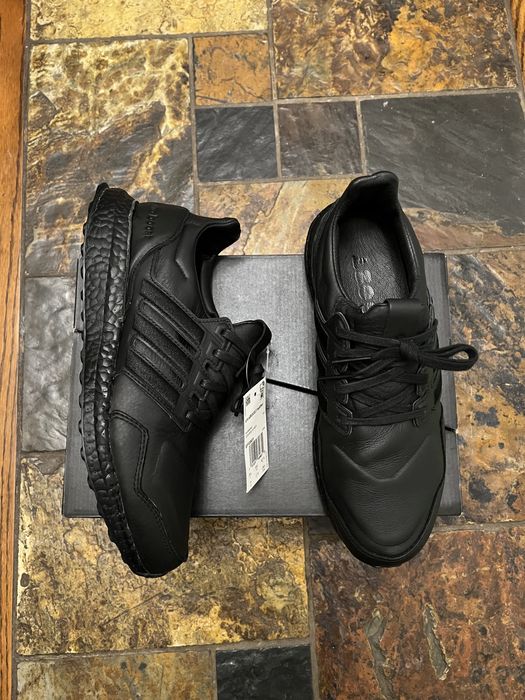 Adidas UltraBOOST leather black 7 990 Olx