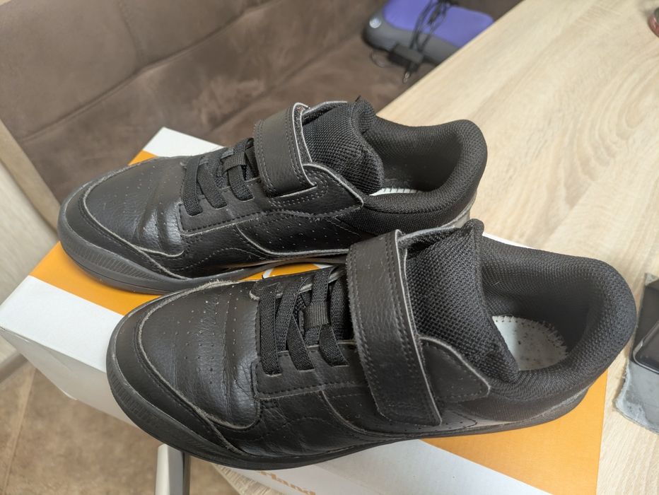 Кросівки Decathlon 25см