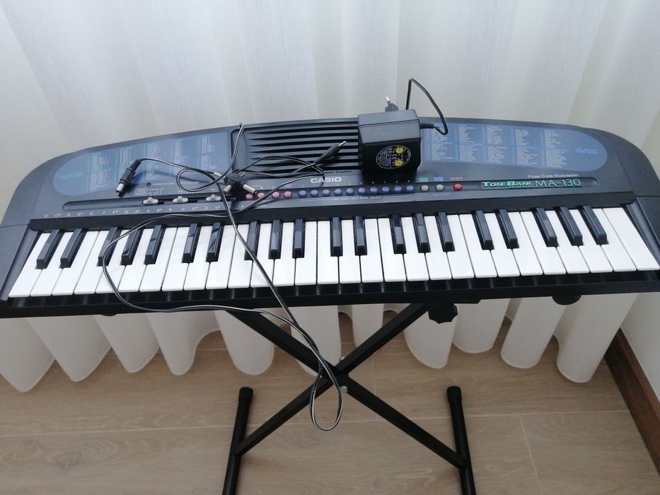 Teclado Casio ToneBank MA-130 + suporte