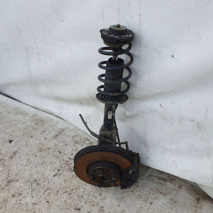 zwrotnica amortyzator prawa VW Passat CC 2.0 TFSI