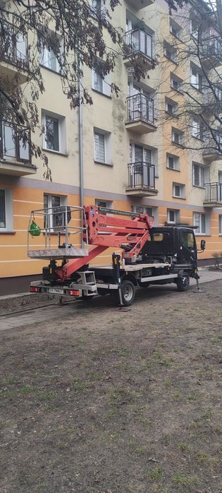 Podnośnik koszowy, usługi zwyżką