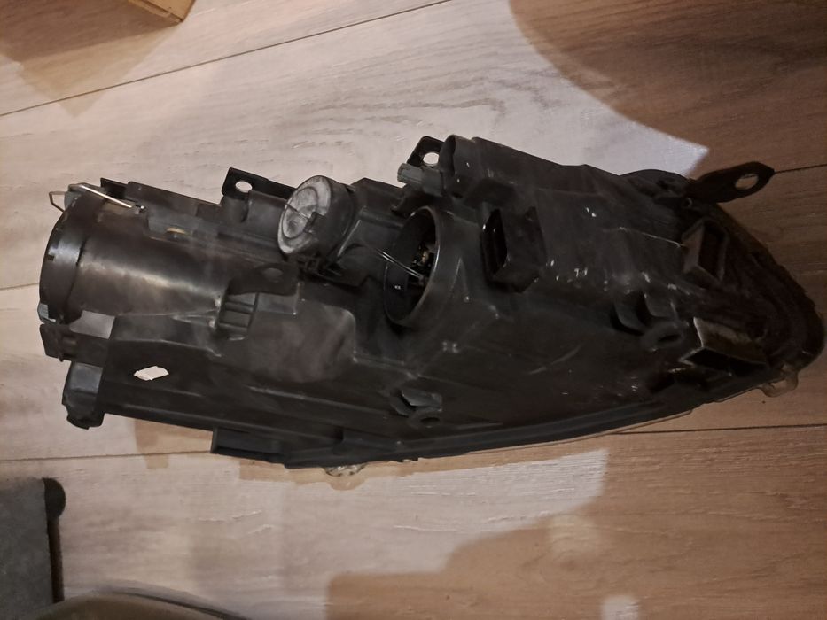 Lampa przód przednia prawa lewa Volkswagen Golf 6 VI