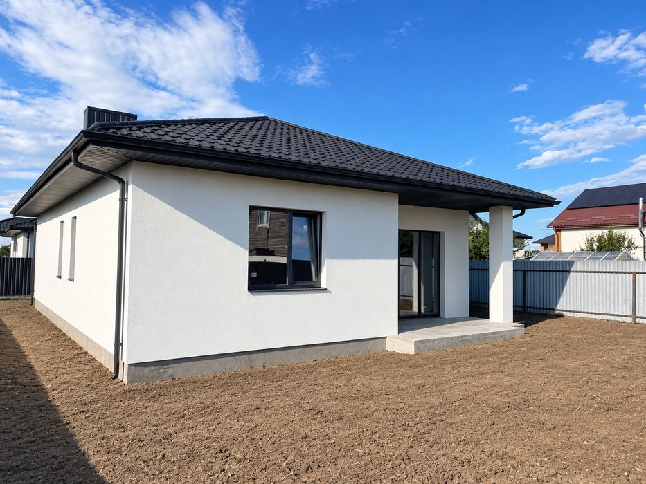 Продаж будинку в Луцькому районі с. Рованці | єОселя |