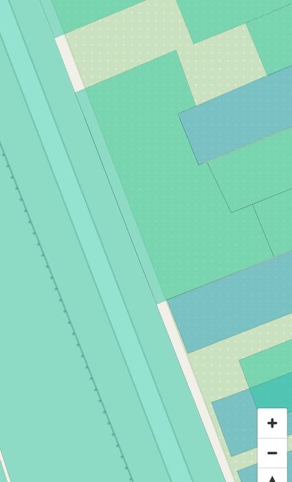 Ділянка біля Дніпра у лісі