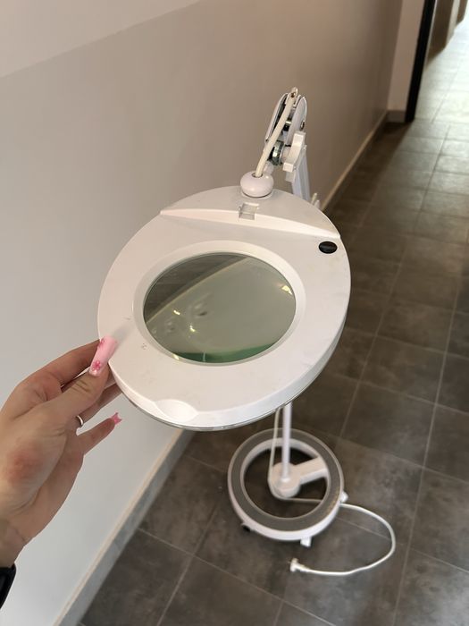 Lampa z lupą LED ANSLUT 8W – 80 LED, regulowane ramię