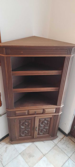 OPORTUNIDADE - Móvel de canto 30€