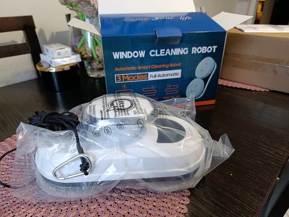 Robot do mycia okien