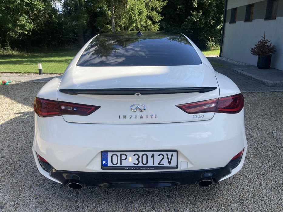 Infiniti Q60 305 KM RWD