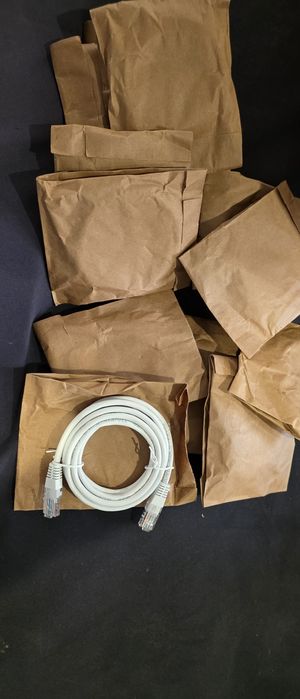 Cabos de rede RJ45 novos embalados