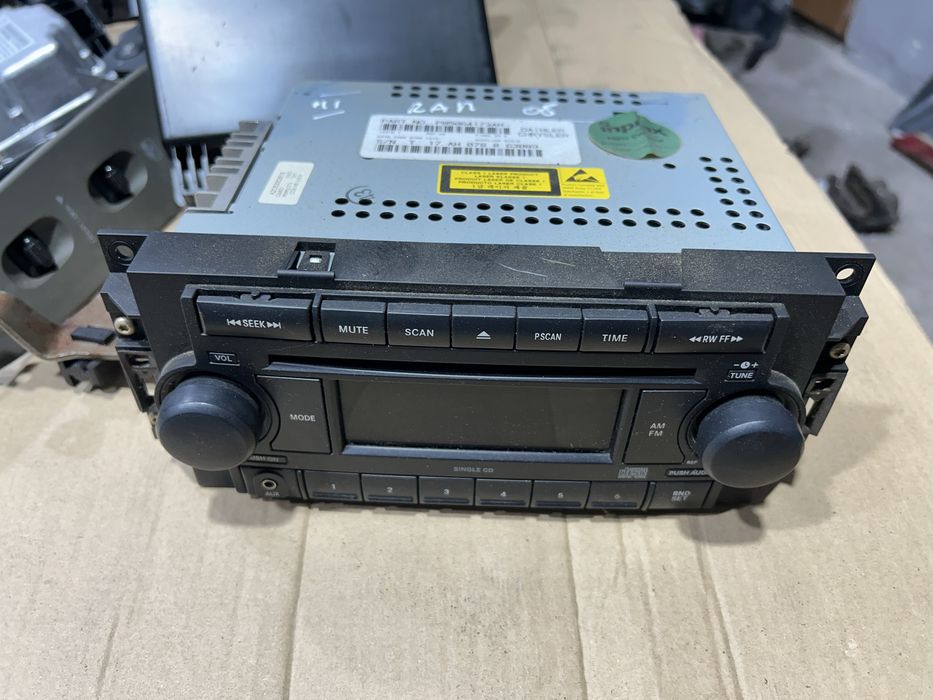 Dodge Ram jeep radio cd 2008 r