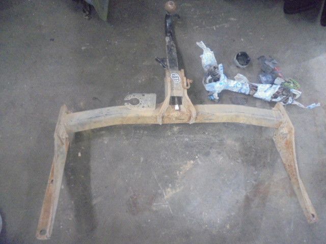Gancho reboque JEEP Cherokee (KJ)
