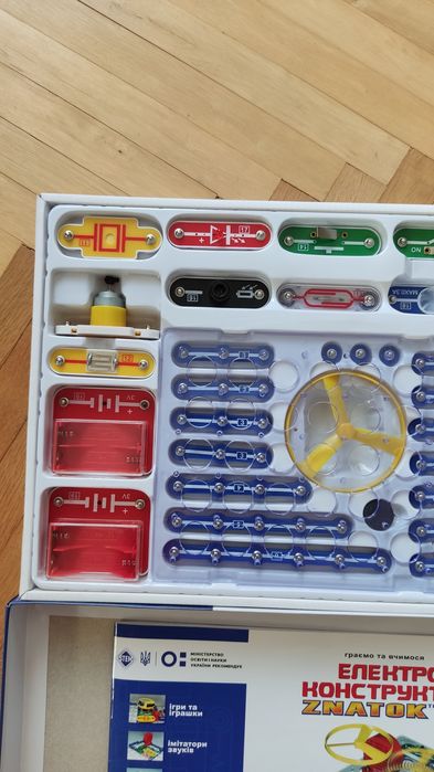 Електроний конструктор Знаток 180 схем: 890 грн. - Конструктори Рожнів ...