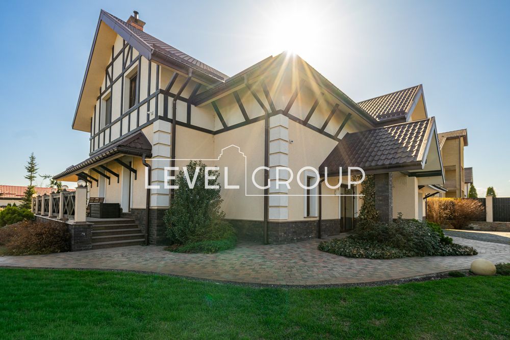 Vip!  Продаж будинку, c.Зазим'є , 315 кв.м з дизайнерським ремонтом