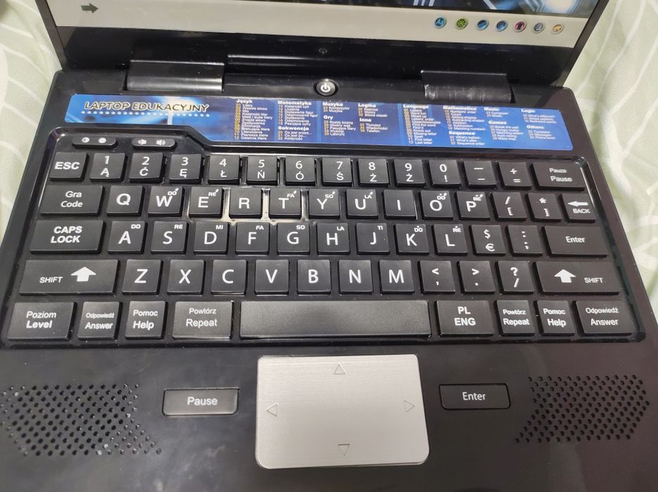 Laptop edukacyjny