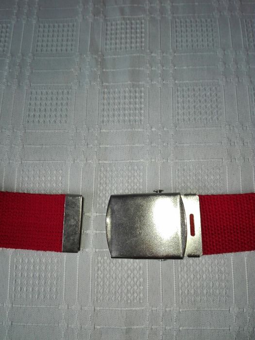 Pasek męski czerwony 112cm, jak nowy