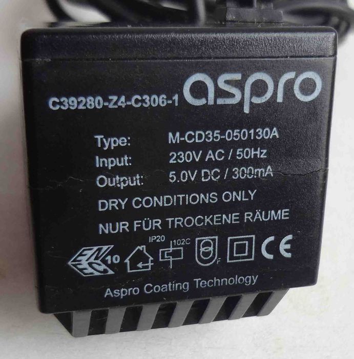 Зарядні пристрої до різної техніки, блоки живлення