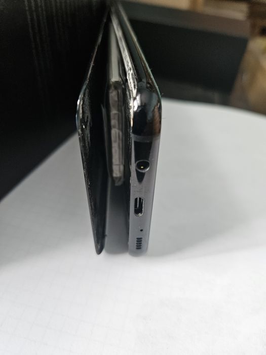 Samsung galaxy s8+ uszkodzony