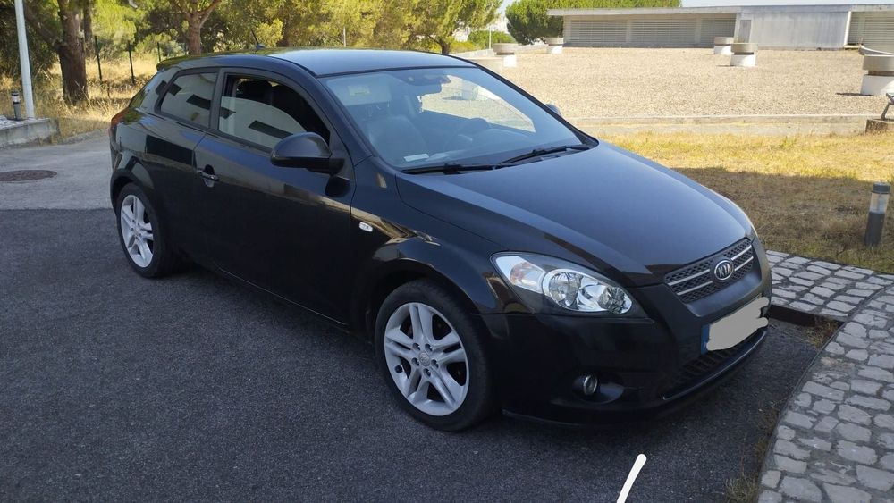 Kia Ceed S Coupé 1.6 CRDi EX