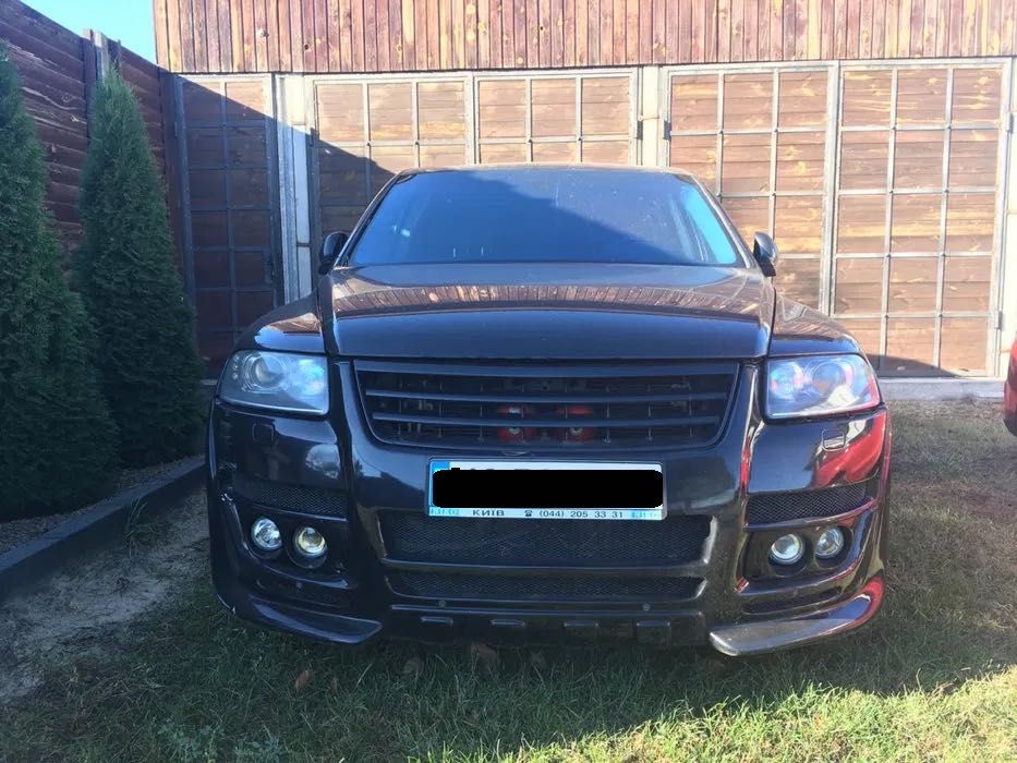 Volkswagen Touareg W12 Sport 6.0 (1 of 170)