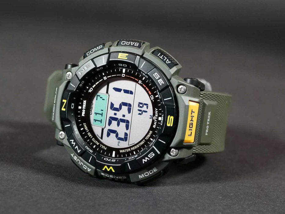 Новинка. С компасом Casio PRG-340-3CR ProTrek Green