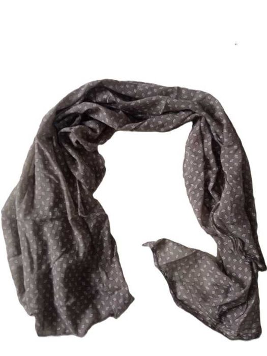 Brązowy zwiewny szal apaszka 150x78cm