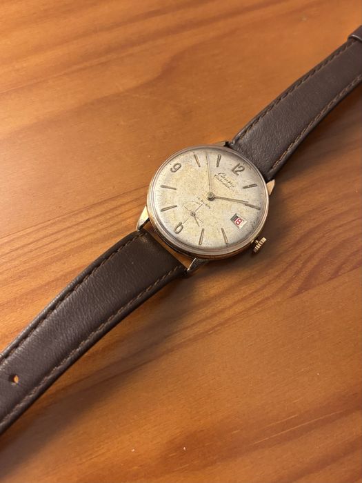 Relogio Cauny calendario