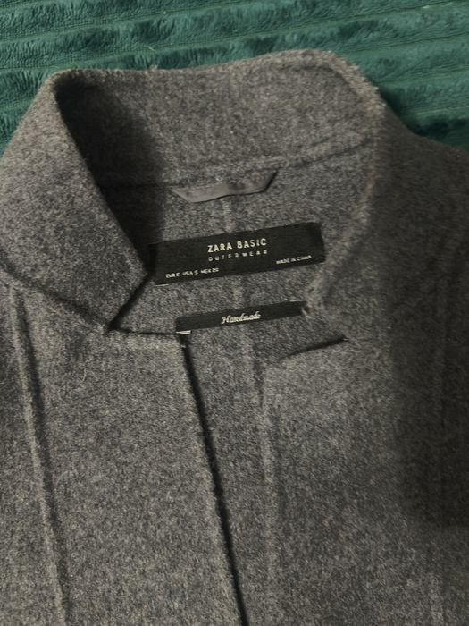 Стильне сіре пальто Zara Basic – ідеальний стан!
