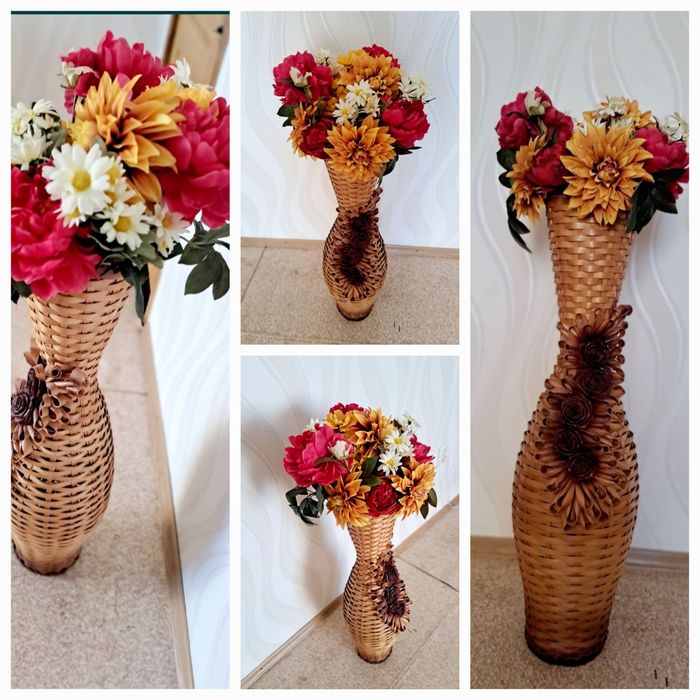 Ваза  плетенная с искусственным цветами