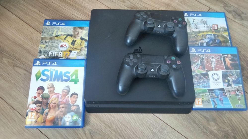 Ps4 konsola 500gb 2 pady 3 gry zestaw