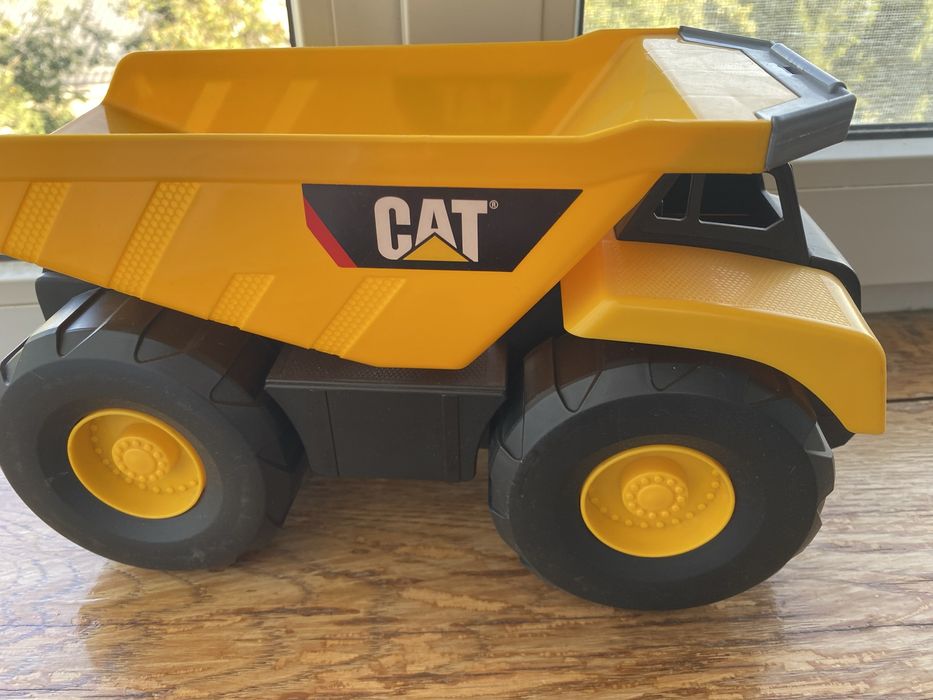 Машинка самосвал Cat