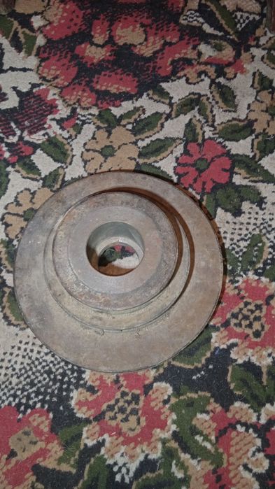 Шків чугунний електродвигуна.