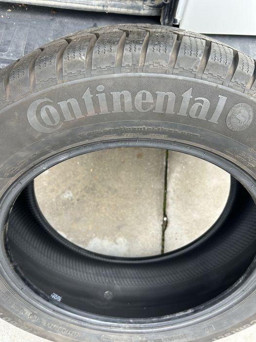 Vendo ou troco Pneus Continental novos