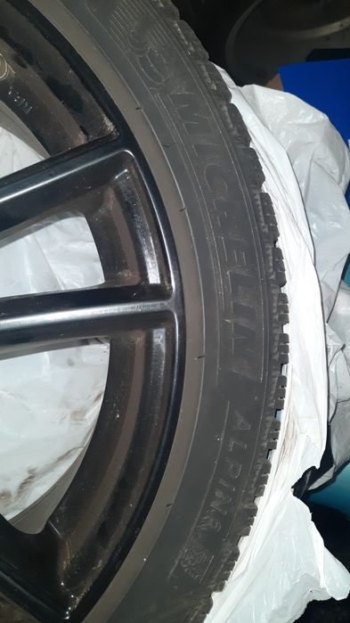 Jantes 17" com pneus inverno 225 45 R17