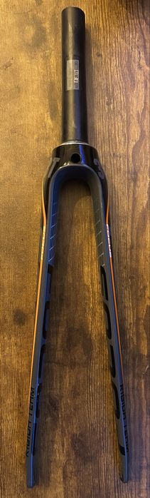 3T FOCUS RIGIDA TEAM karbon Carbon fork widelec
