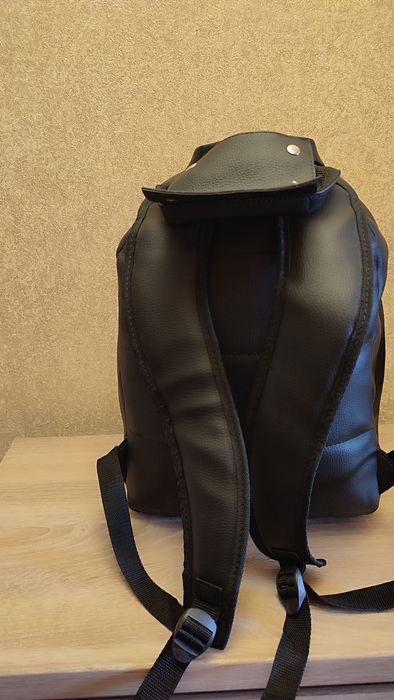 Рюкзак для мейкапу.